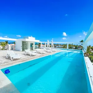 Ducassi Sol Karibe Tropicana Rooftop Pool Wifi Beach & Spa Dominican Republic