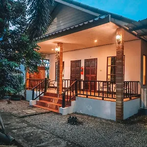 Guest house Naraya